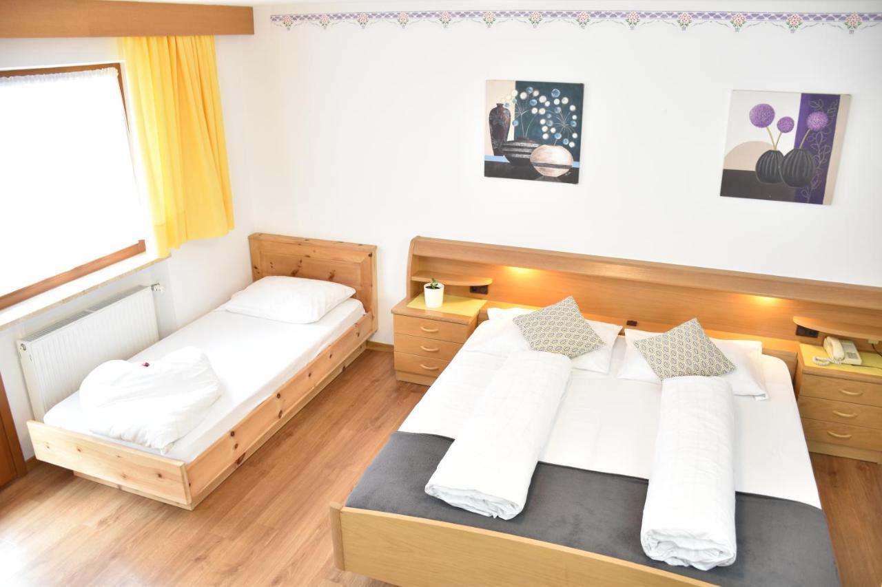 Almhotel Bergerhof Sarentino Esterno foto