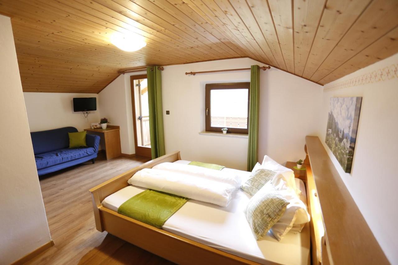 Almhotel Bergerhof Sarentino Esterno foto