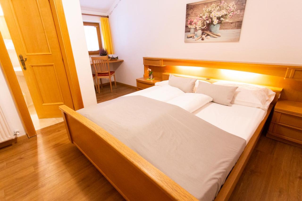 Almhotel Bergerhof Sarentino Esterno foto