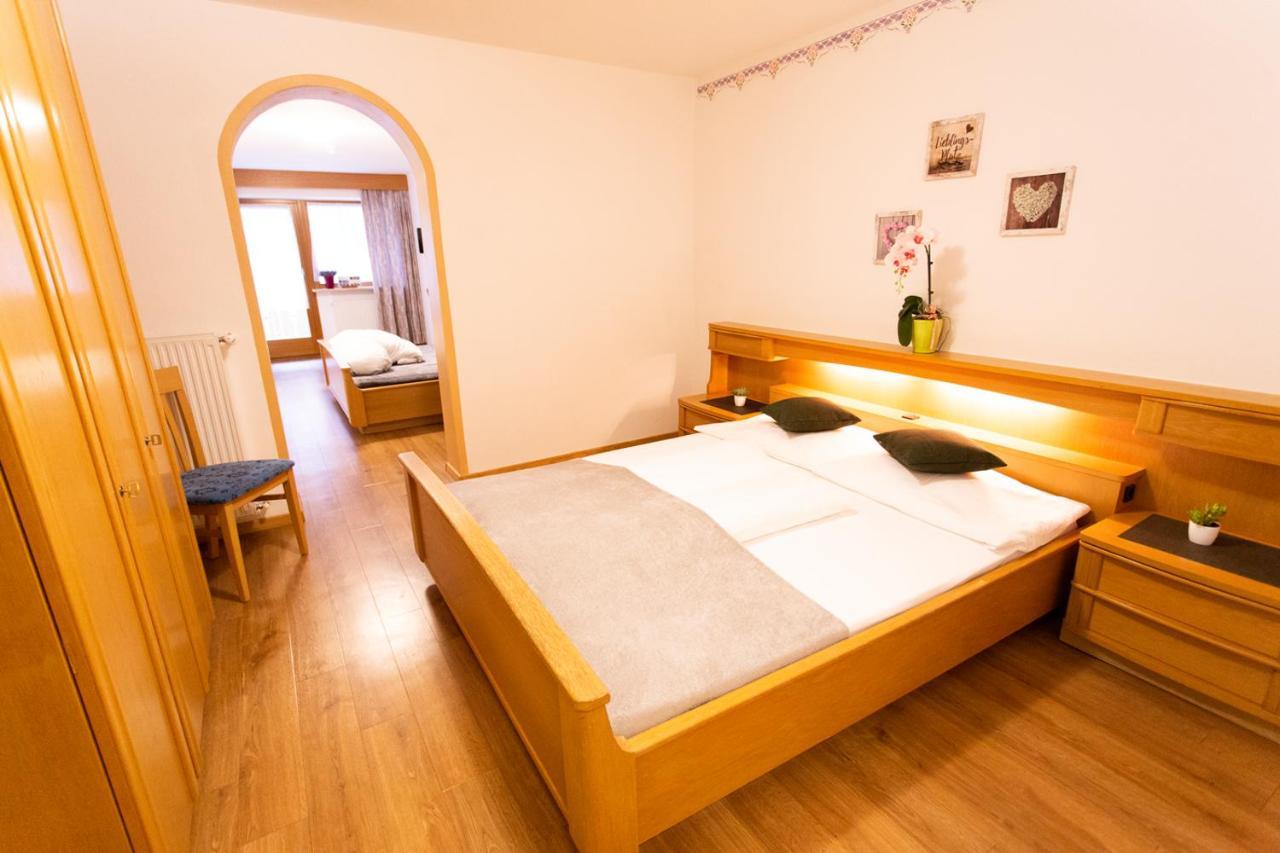 Almhotel Bergerhof Sarentino Esterno foto
